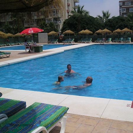 Studio In Hercules With Pool And Sea View Benalmadena Bagian luar foto